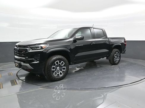 Used 2026 Chevrolet Colorado Z71 AWD/4WD image 3