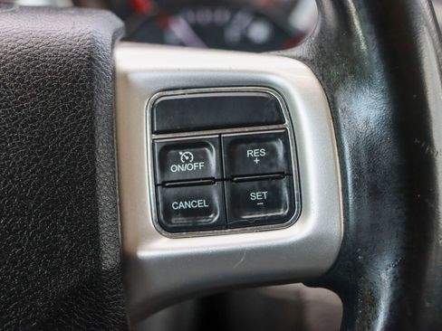 Used 2018 Dodge Journey SE w/ Popular Equipment Group FWD image 32