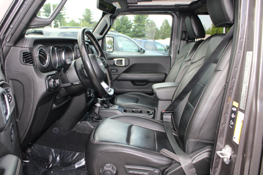 Used 2021 Jeep Wrangler Unlimited Sahara AWD/4WD image 11