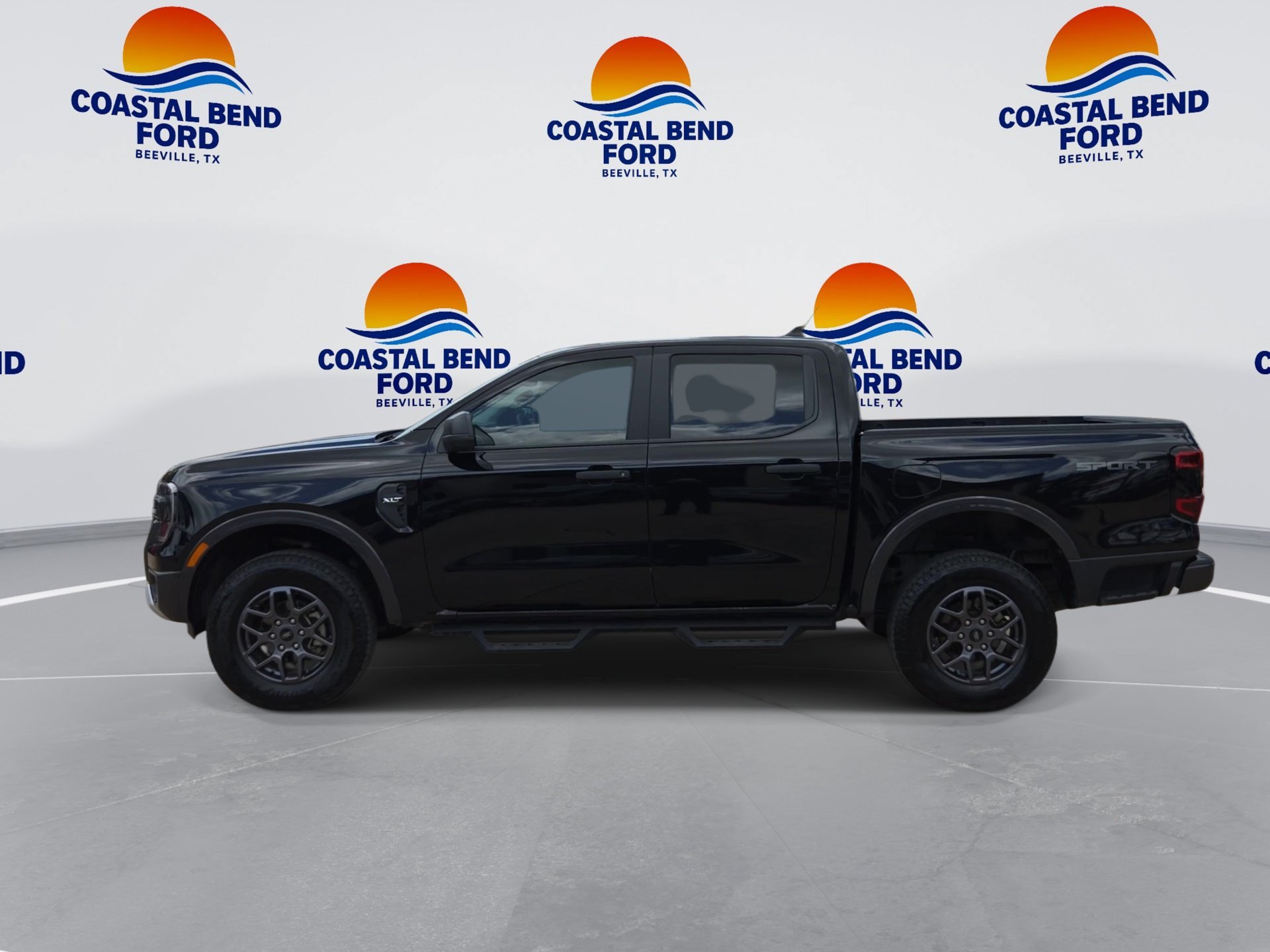 Used 2024 Ford Ranger XLT w/ Equipment Group 301A High RWD image 5