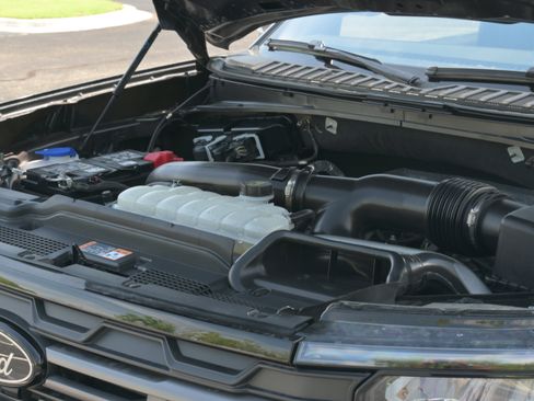 Used 2025 Ford Expedition Tremor AWD/4WD image 45