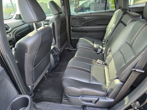 Certified 2022 Honda Passport TrailSport image 14