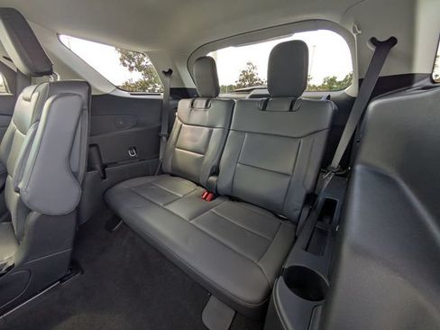 Certified 2026 Ford Explorer Active w/ Active Comfort Package RWD image 15