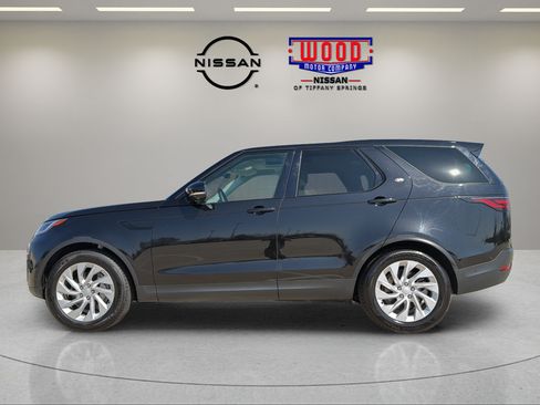 Used 2025 Land Rover Discovery S AWD/4WD image 5