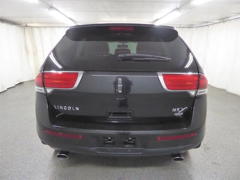 Used 2014 Lincoln MKX AWD image 5