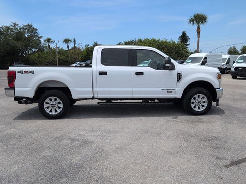 Certified 2021 Ford F250 XLT AWD/4WD image 2