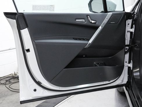 New 2026 BMW iX xDrive60 w/ M Sport Package image 22