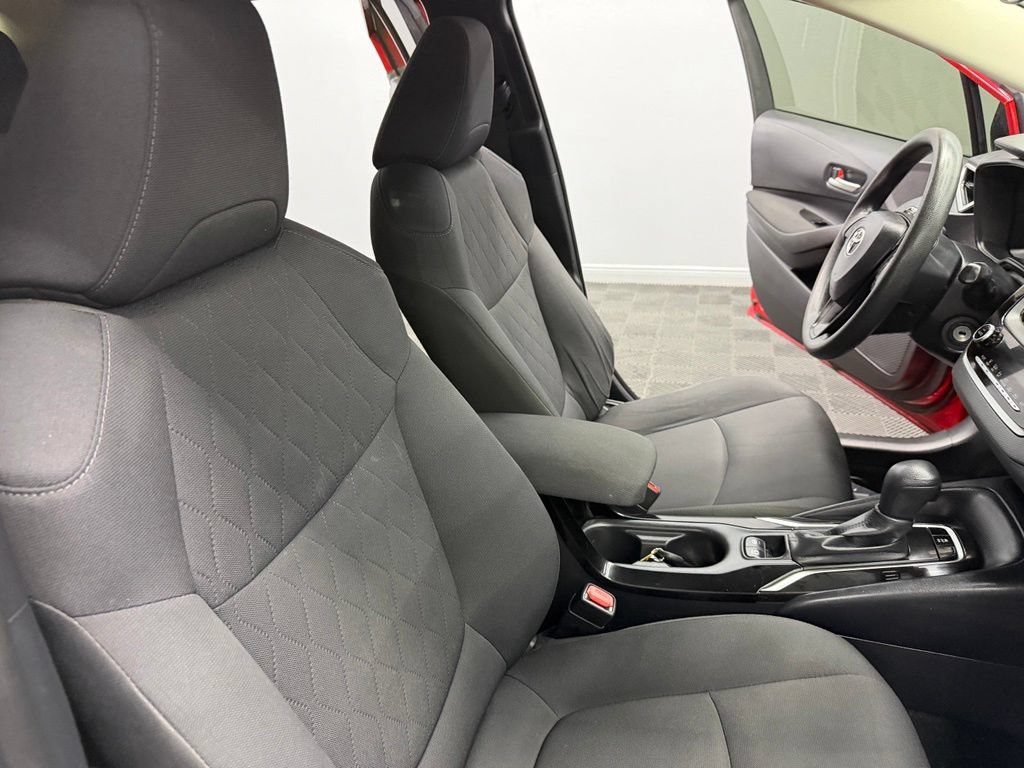 Used 2021 Toyota Corolla LE FWD image 50