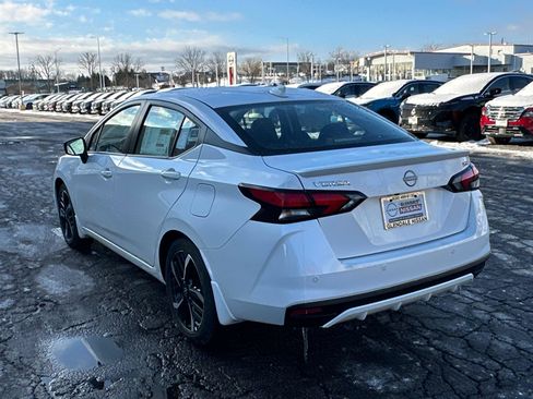 New 2025 Nissan Versa SR w/ Trunk Package image 6