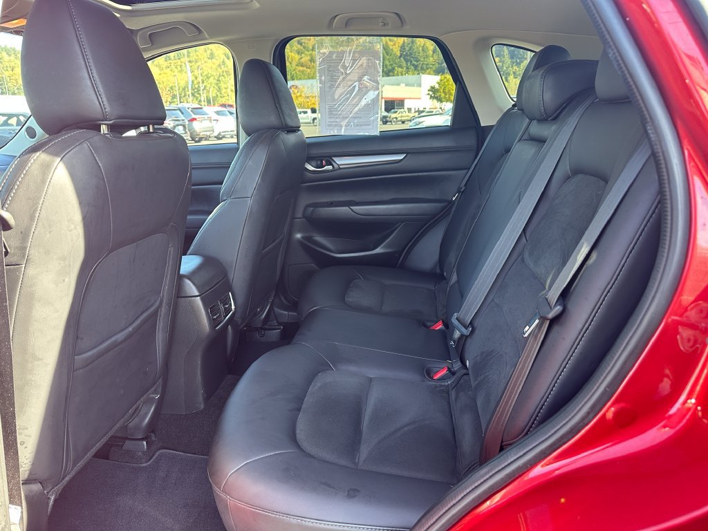 Used 2018 MAZDA CX-5 Touring w/ Preferred Equipment Package AWD/4WD image 14