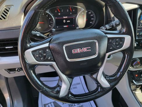 Used 2021 GMC Terrain SLT image 19