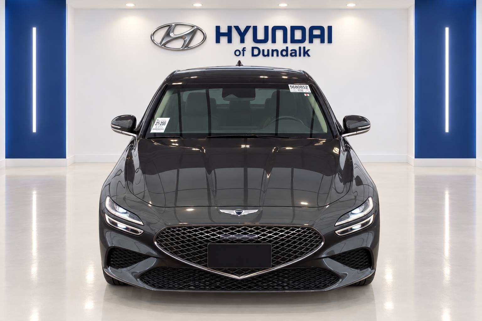 Used 2023 Genesis G70 2.0T RWD image 5