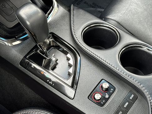 Used 2018 Toyota Avalon Touring image 21