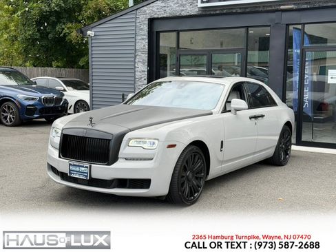 Used 2018 Rolls-Royce Ghost RWD image 12