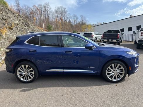 Used 2025 Buick Envision Avenir image 5
