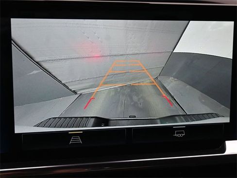 Certified 2024 Chevrolet Silverado 2500 LT image 29