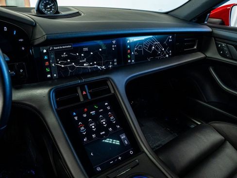 Used 2022 Porsche Taycan 4S image 44