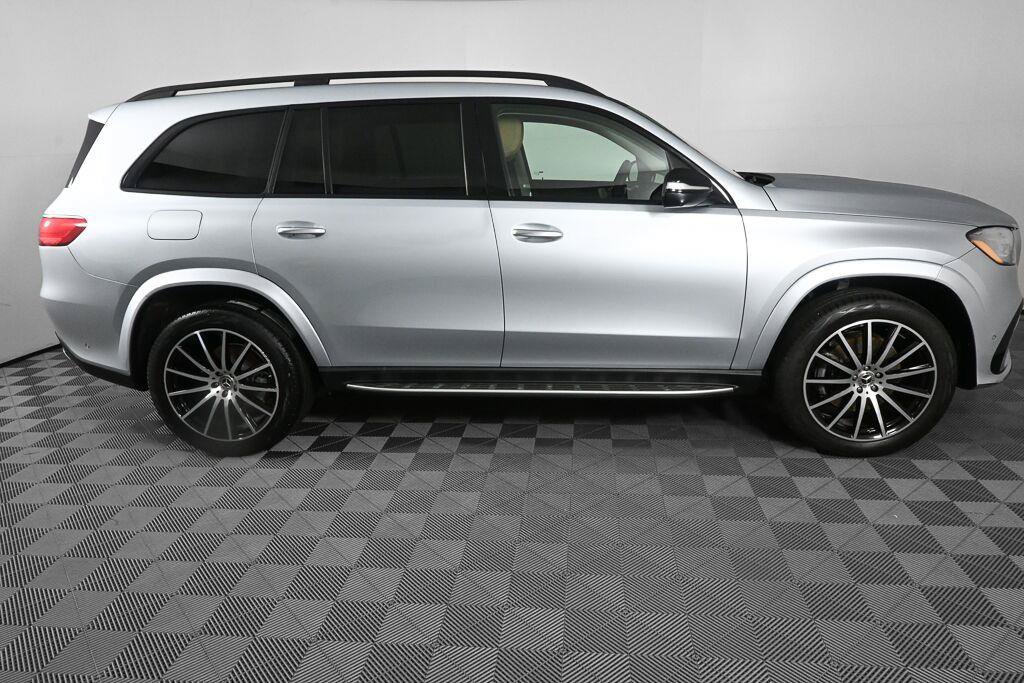 Certified 2026 Mercedes-Benz GLS 450 4MATIC image 26