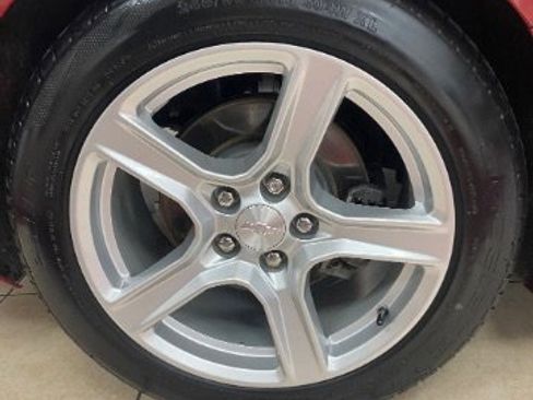 Used 2018 Chevrolet Camaro LT w/ Technology Package image 29