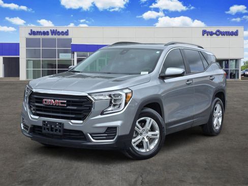 Certified 2024 GMC Terrain SLE w/ Driver Convenience Package FWD image 1