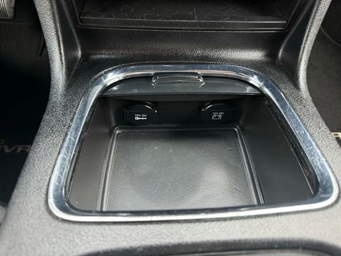 Used 2014 Dodge Grand Caravan SXT FWD image 21