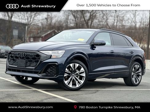 Used 2025 Audi Q8 Premium Plus image 1