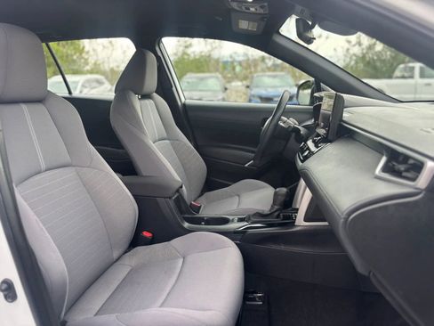 Used 2023 Toyota Corolla Cross AWD Hybrid image 19