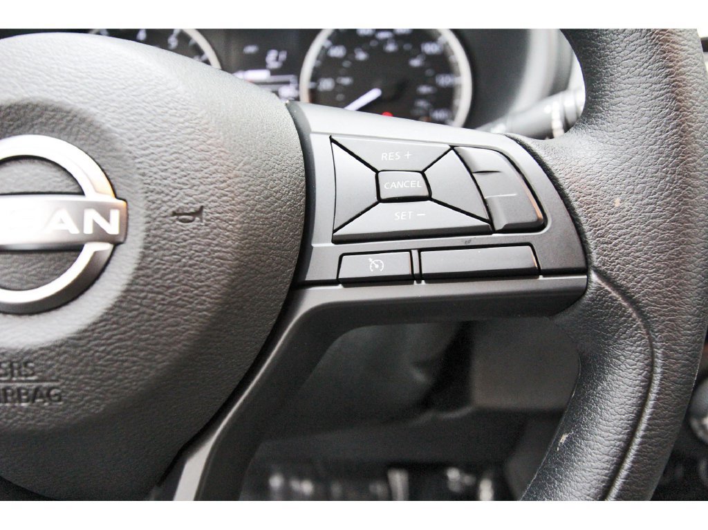 Certified 2025 Nissan Kicks Play S FWD image 18
