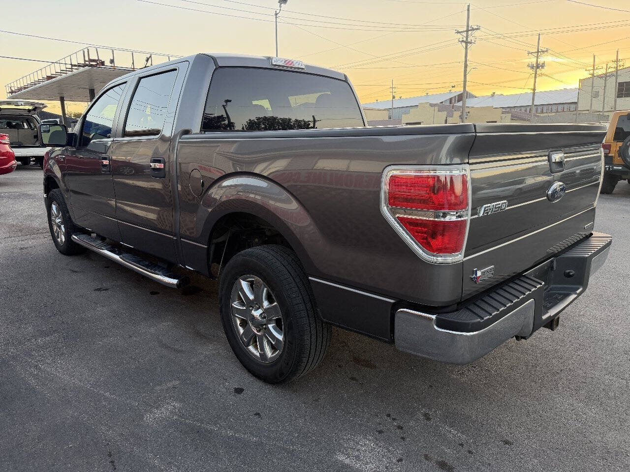 Used 2013 Ford F150 XLT w/ XLT Chrome Pkg RWD image 6