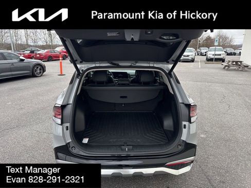 Used 2024 Kia Sportage SX image 10