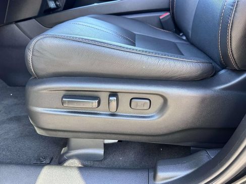 Used 2025 Honda Passport TrailSport image 11