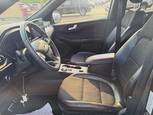 Used 2023 Ford Escape ST-Line w/ Tech Pack #1 AWD/4WD image 5