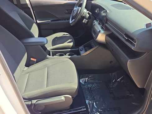 Used 2024 Hyundai Kona SEL w/ Convenience Package FWD image 18