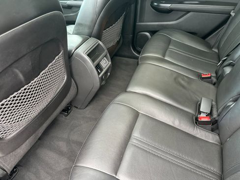 Used 2014 Cadillac SRX Luxury image 12