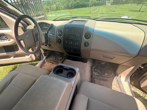 Used 2007 Ford F150 XLT AWD/4WD image 9