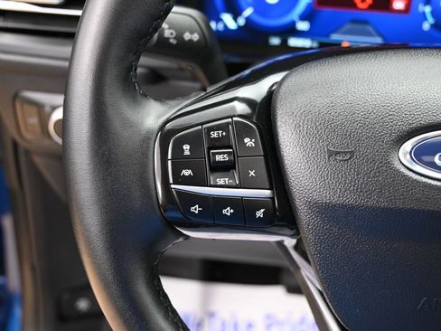 Used 2022 Ford Escape Titanium AWD/4WD image 20