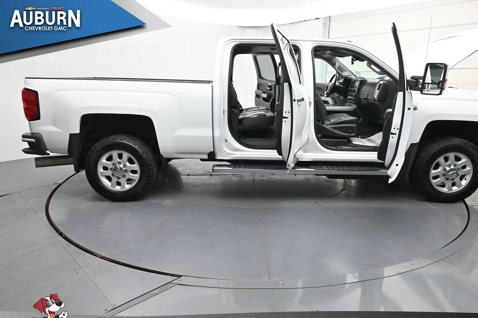 Used 2019 Chevrolet Silverado 2500 LTZ w/ Duramax Plus Package AWD/4WD image 42