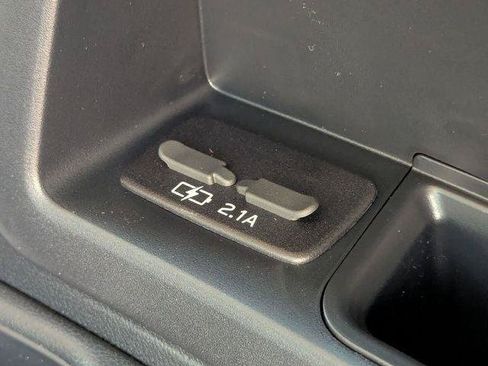 Used 2026 Subaru Ascent Premium AWD/4WD image 31