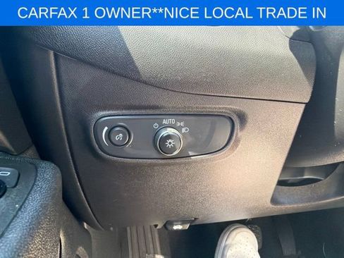 Used 2023 Chevrolet Equinox LT FWD image 34