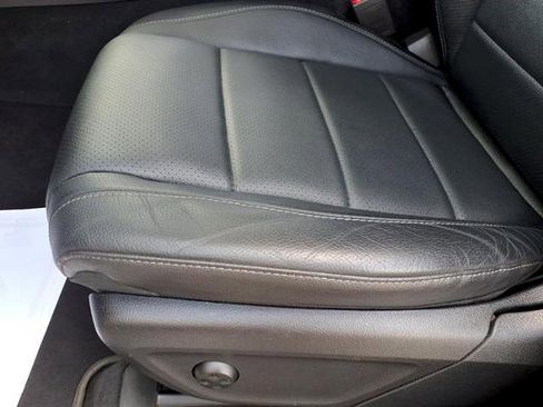 Used 2021 Mercedes-Benz GLE 450 4MATIC image 7