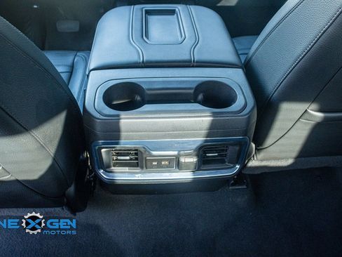 Used 2022 Chevrolet Silverado 3500 High Country image 29