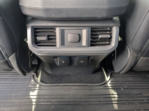 Used 2025 Ford F150 Lariat w/ Equipment Group 501A Mid AWD/4WD image 15