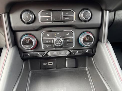 Used 2023 Chevrolet Tahoe RST w/ RST Performance Edition AWD/4WD image 17