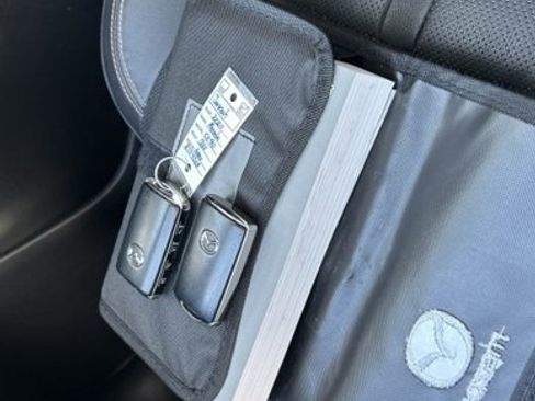 Used 2024 MAZDA CX-90 3.3 Turbo w/ Preferred Package image 22