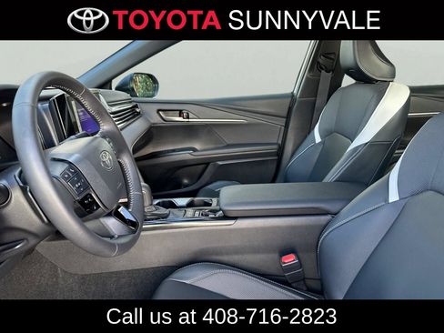 Certified 2025 Toyota Camry SE FWD image 15