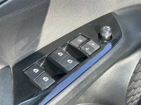 Used 2018 Toyota Prius Two image 23