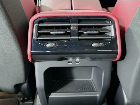 New 2026 BMW 530i xDrive w/ M Sport Package AWD/4WD image 18