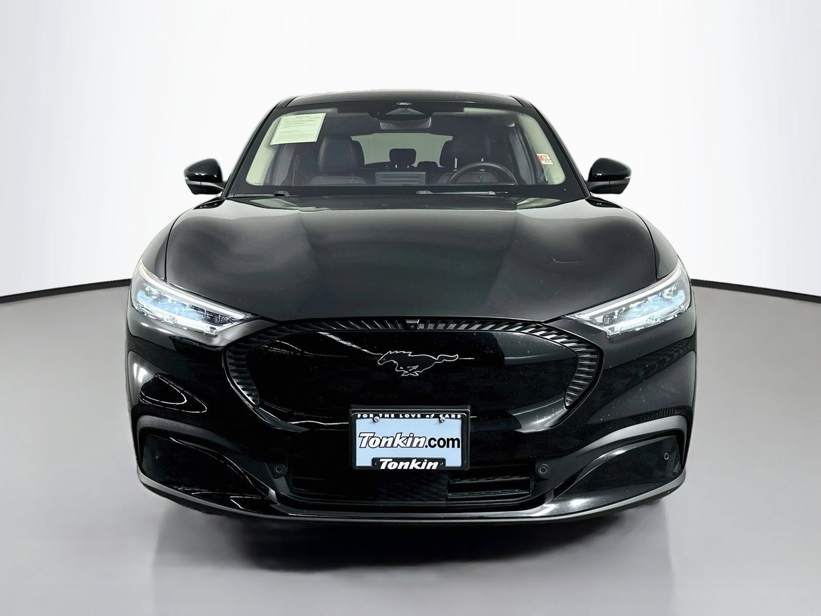 Used 2023 Ford Mustang Mach-E Select AWD/4WD image 2