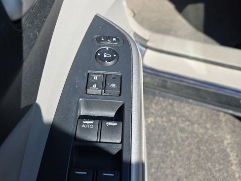 Used 2012 Honda CR-V EX-L image 12