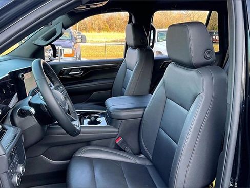 Used 2025 Chevrolet Tahoe Z71 image 21